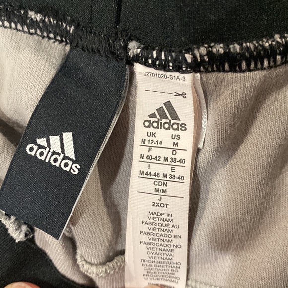 Adidas woman’s sweatpants size medium - Picture 2 of 3